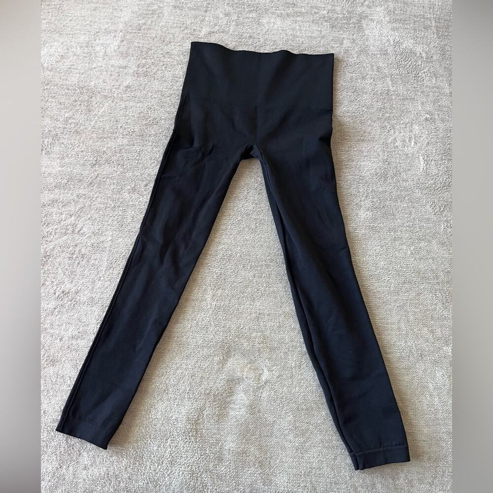 SPANX Leggings for Women Look at Me Now Seamless Leggings SKU 8783630 Size L - Picture 2 of 5